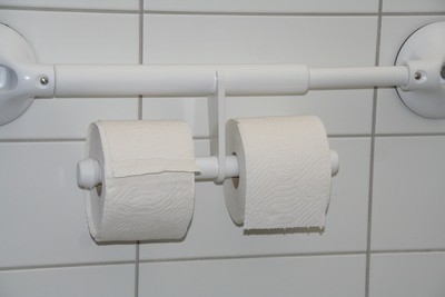 Mobeli dobbelt Toiletpapirholder