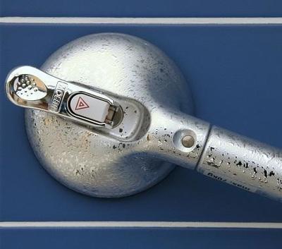 Mobeli 2-håndsgreb, Chrome Look