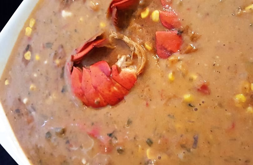LOBSTER AND CORN BISQUE FOR 6