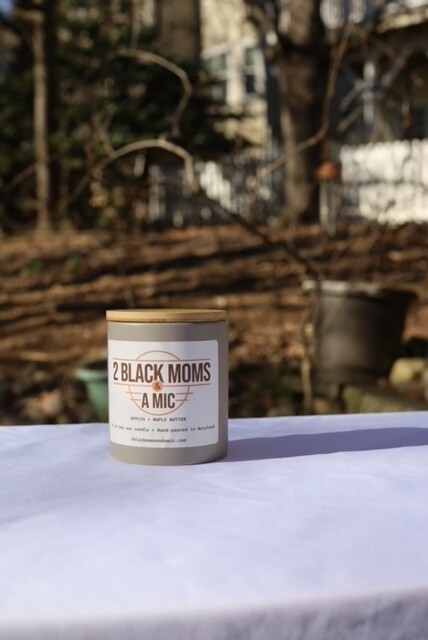 Apples and Maple Butter Candle (12 oz)