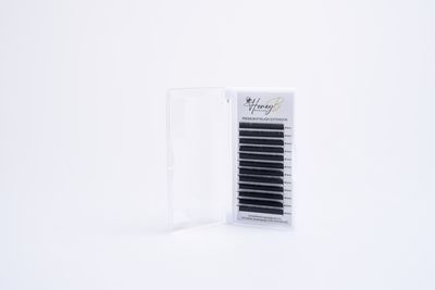 Volume Lashes - M Curl - Mixed Tray - 0.05