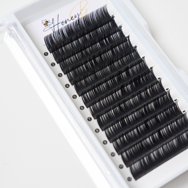 Honey B Classic Lash Extensions - D Curl - 0.15mm