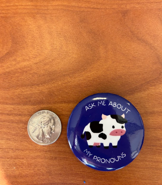 MACURH Pronouns Button