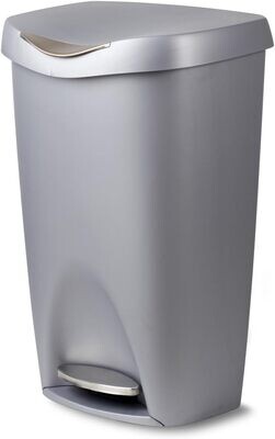 Umbra Brim Kitchen 13 Gallon (50L) Trash Can with Lid, Silver
