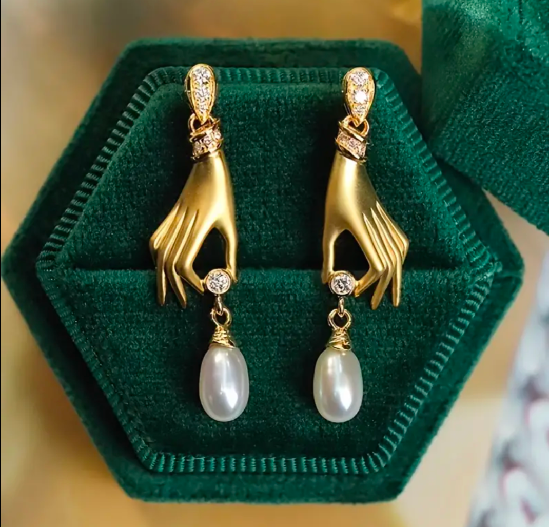 Heaven&#39;s Touch Earrings