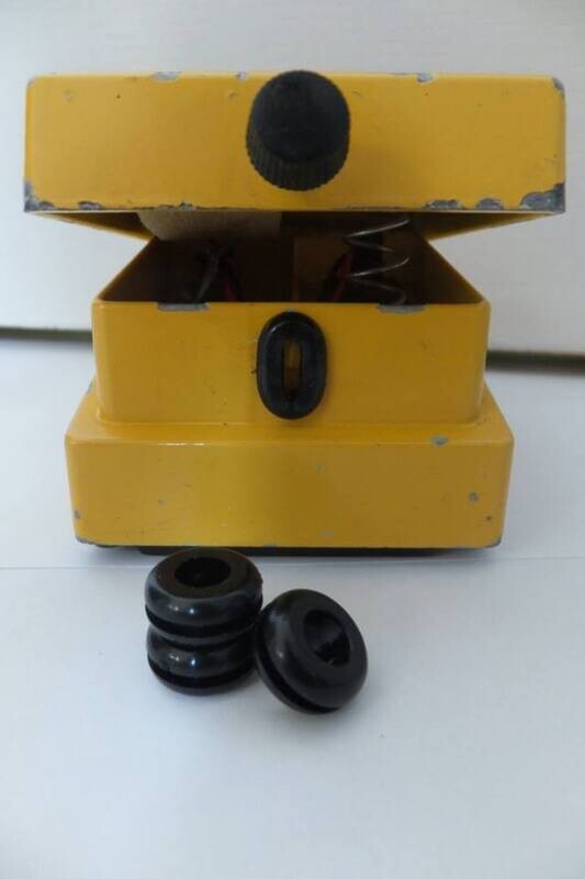 Lot de 3 gommes BOSS