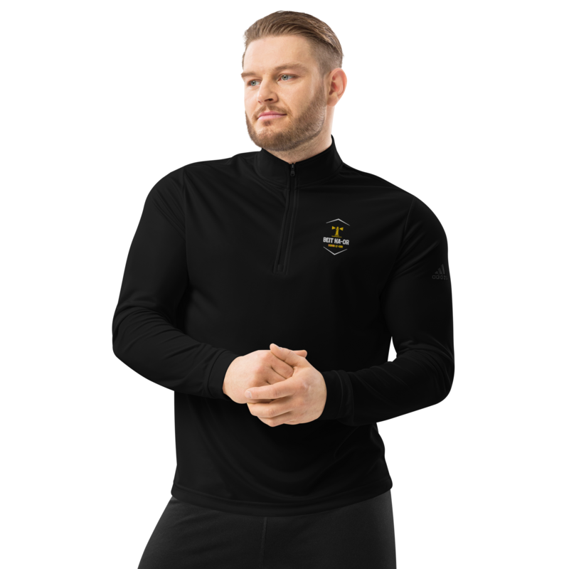 Quarter zip pullover