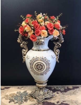 Hand made Vase with Italian luxtury  style