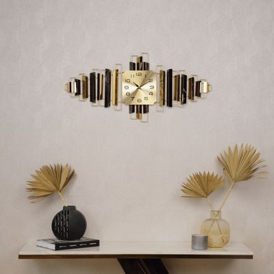 Luxurious Square timepiece watch 