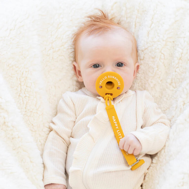 Bella Tunno Paci Clip- Happy Little Thang