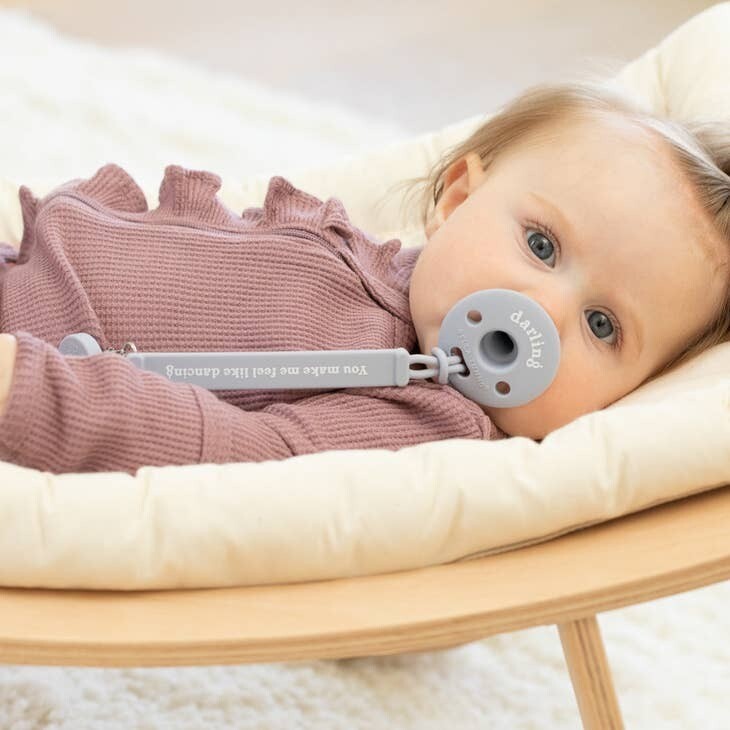 Bella Tunno Paci Clip- You Make Me Feel Like Dancing