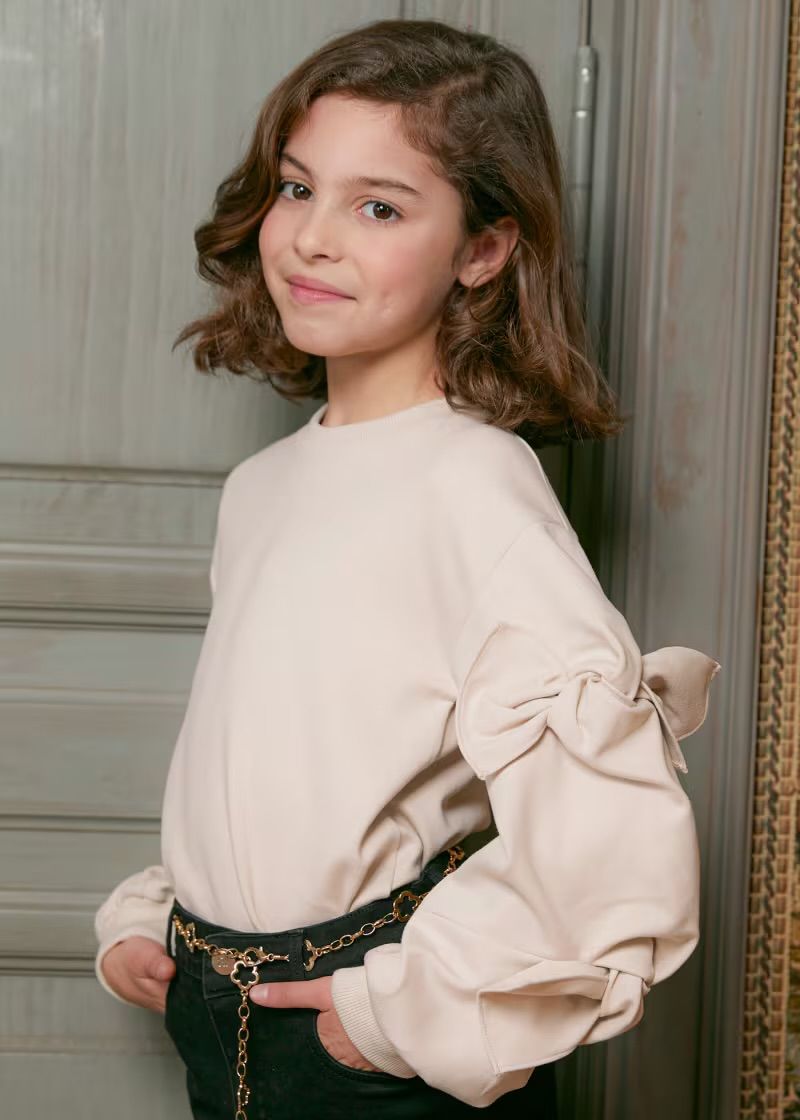 5821 Bow Sweatshirt