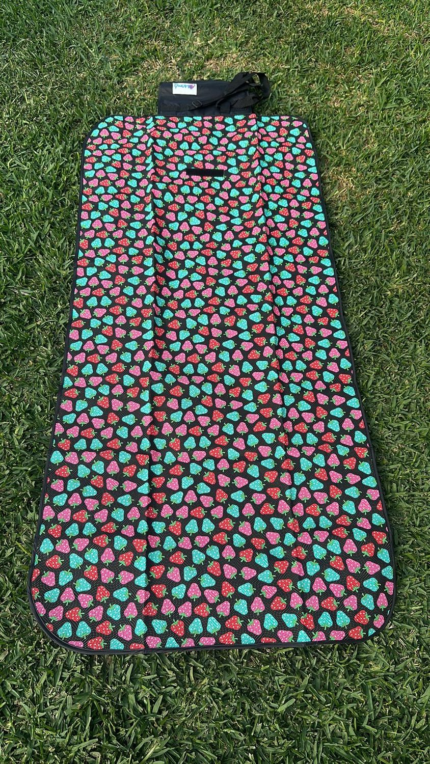Mats Impermeables con Medidas Especiales, Mat Impermeables: Mat Fresas 1.38 * 0.65 m