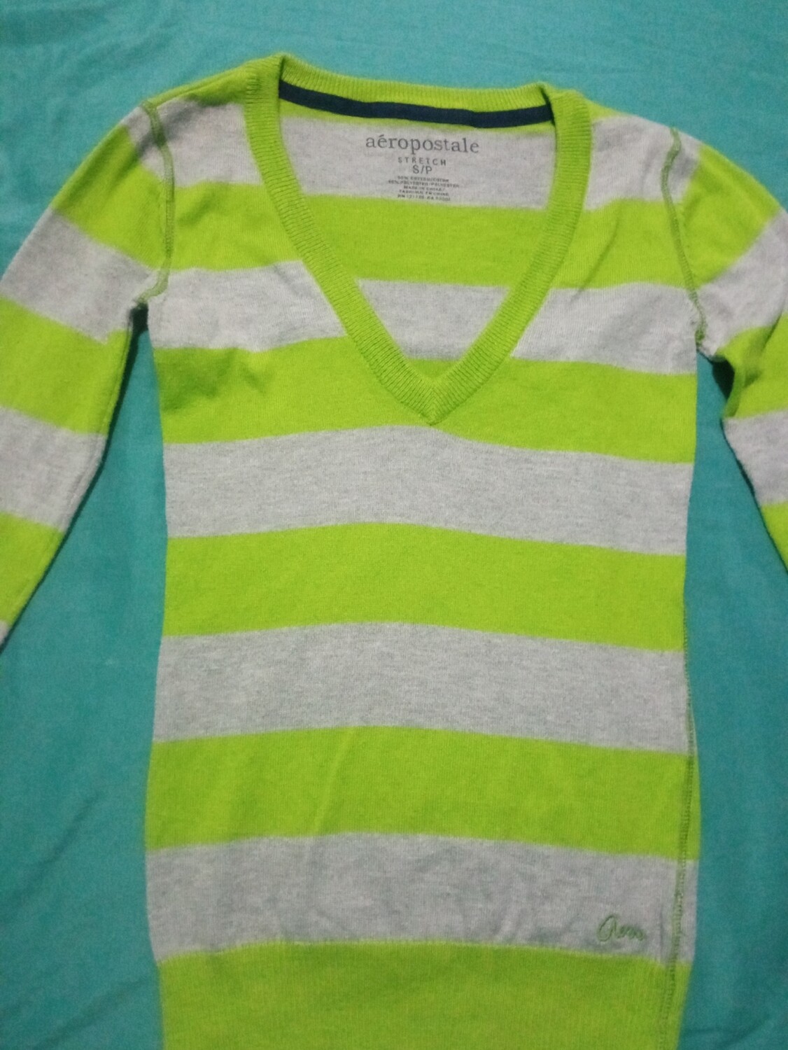 Blusa Tejida Verde y Gris