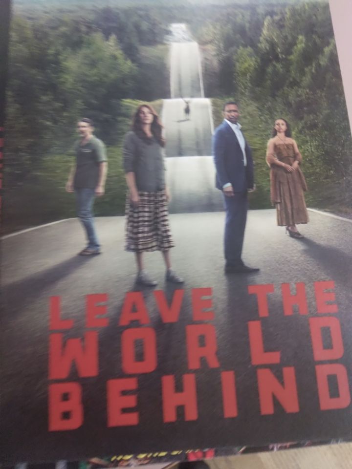 leave the world behind dvd