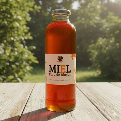 Miel de Abejas Pura en Elegante Botella de Vidrio (475 ml)