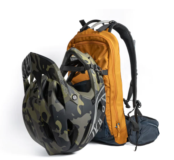 KMA GARRISON 12L, GARRISON 12L: COLOR — NAVY / MUSTARD