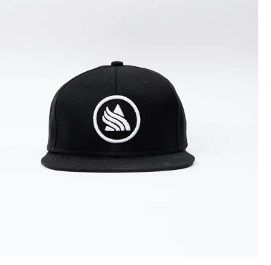 SNAPBACK BLACK