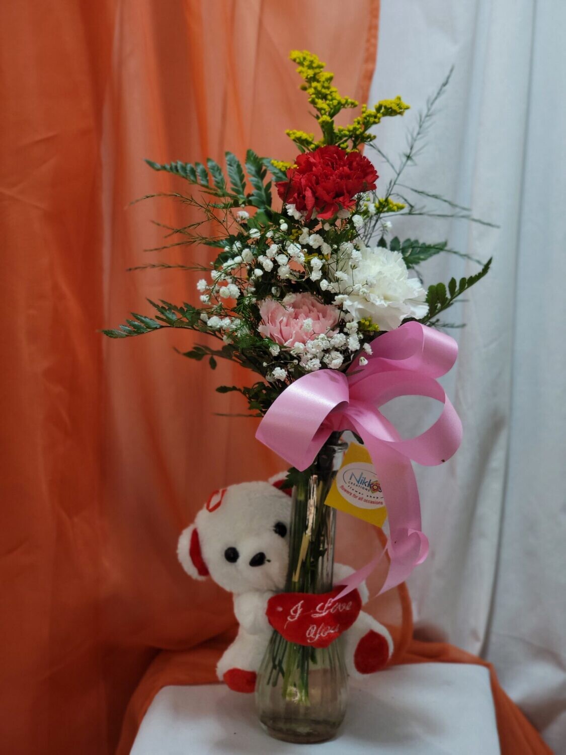 1 Red, 1 Pink, 1 White Carnation, sm Teddy