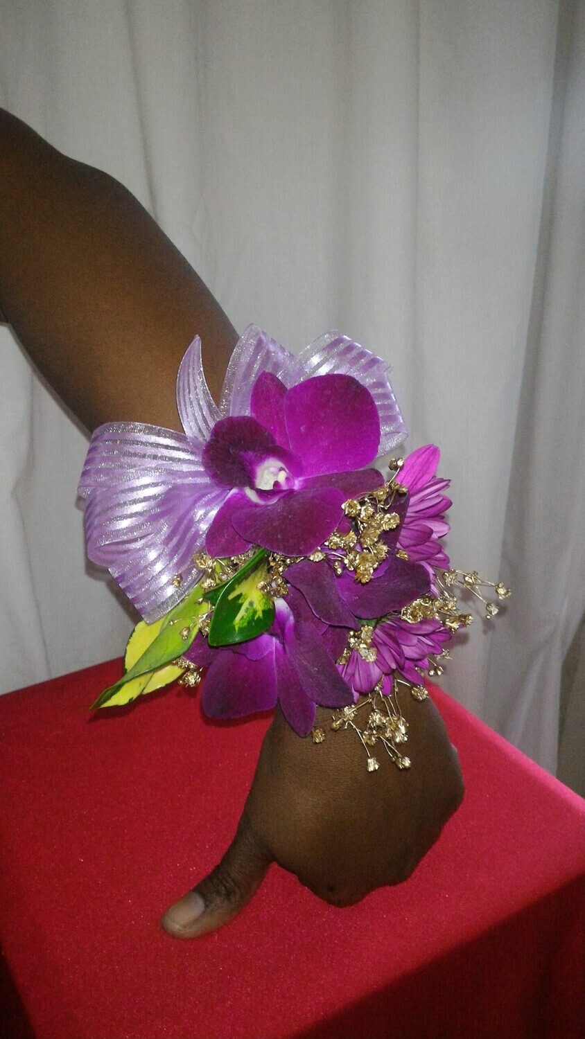 Wristlet with orchids