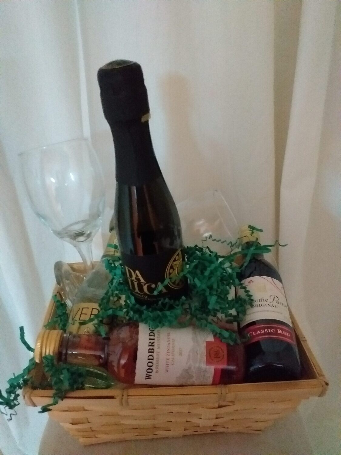 Mini Wine Basket