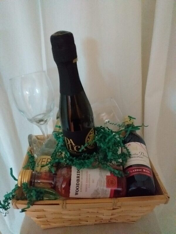 Mini Wine Basket