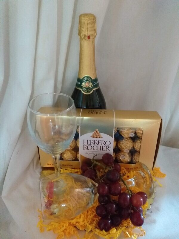 Non alcoholic wine and chocolate combo # 5