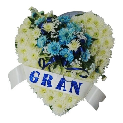 Wreath - Closed Heart with GRAN sash - 18"