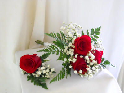 3 Rose Bouquet