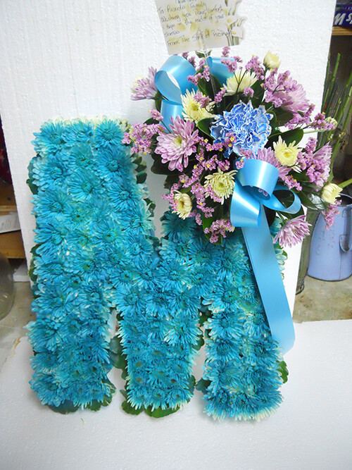 Letter M wreath -15"