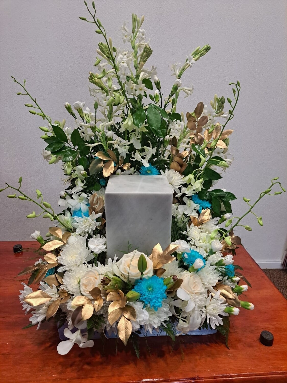 Arrangement for Ashes in an Urn