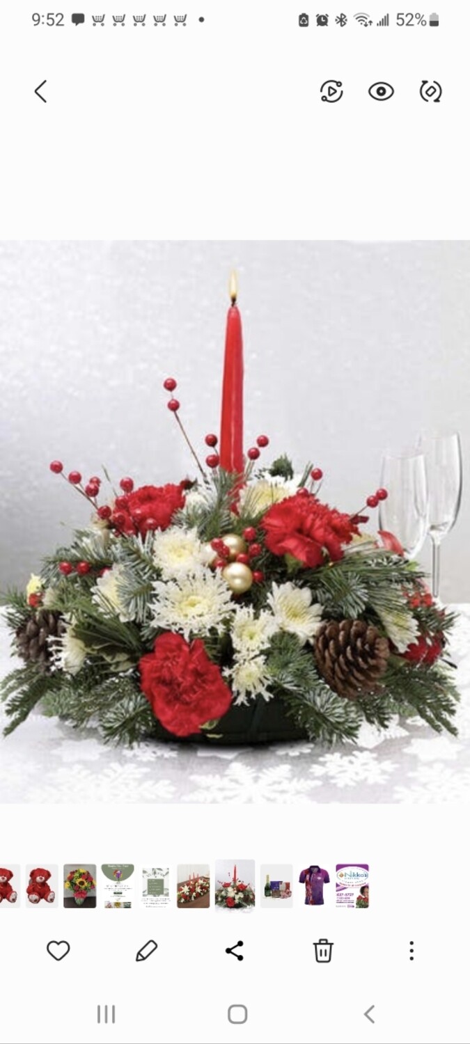 Christmas centerpiece with 1 candle