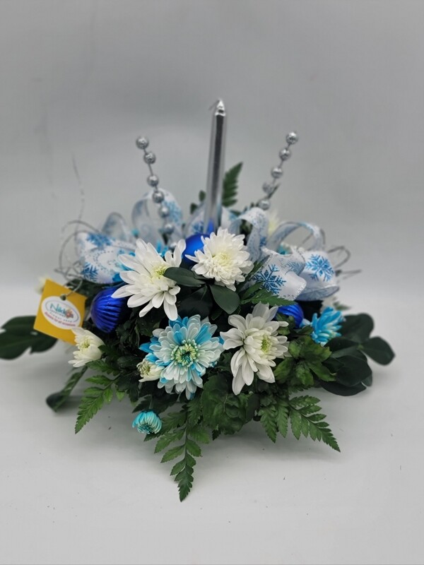 Christmas centerpiece - blue