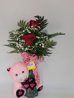 2 Roses With a Teddy