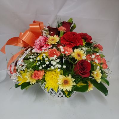 Elegant Table Arrangement