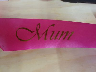 MUM sash