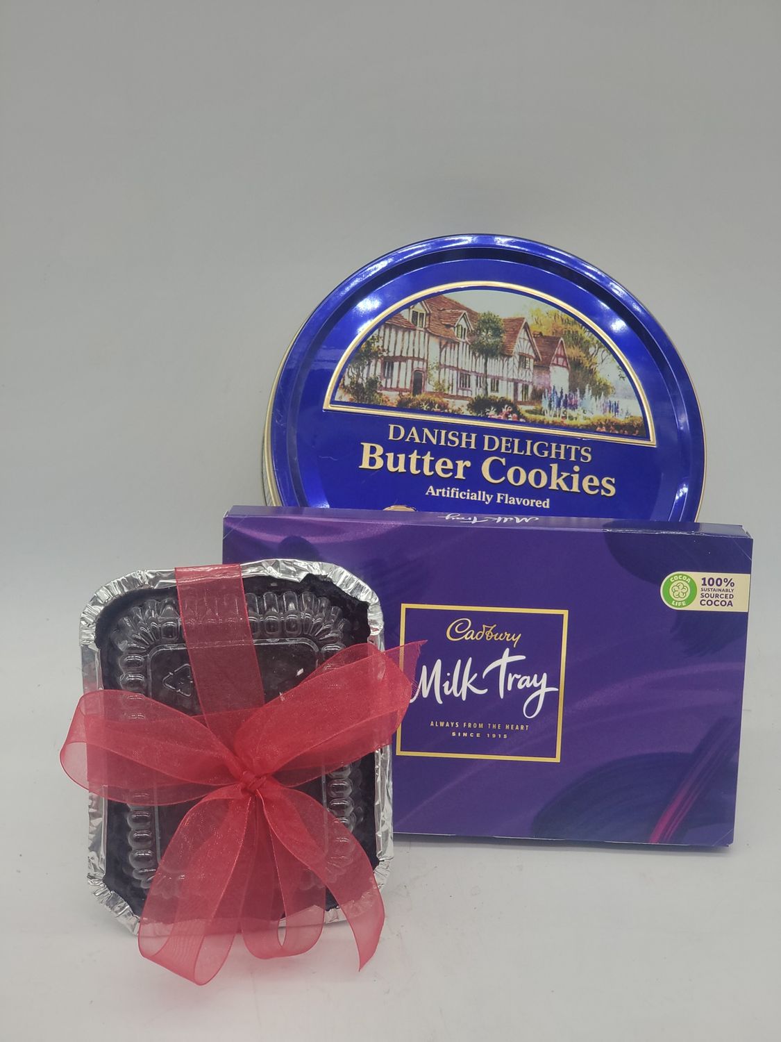 Cadbury Chocolates (small), Cookies, small cake