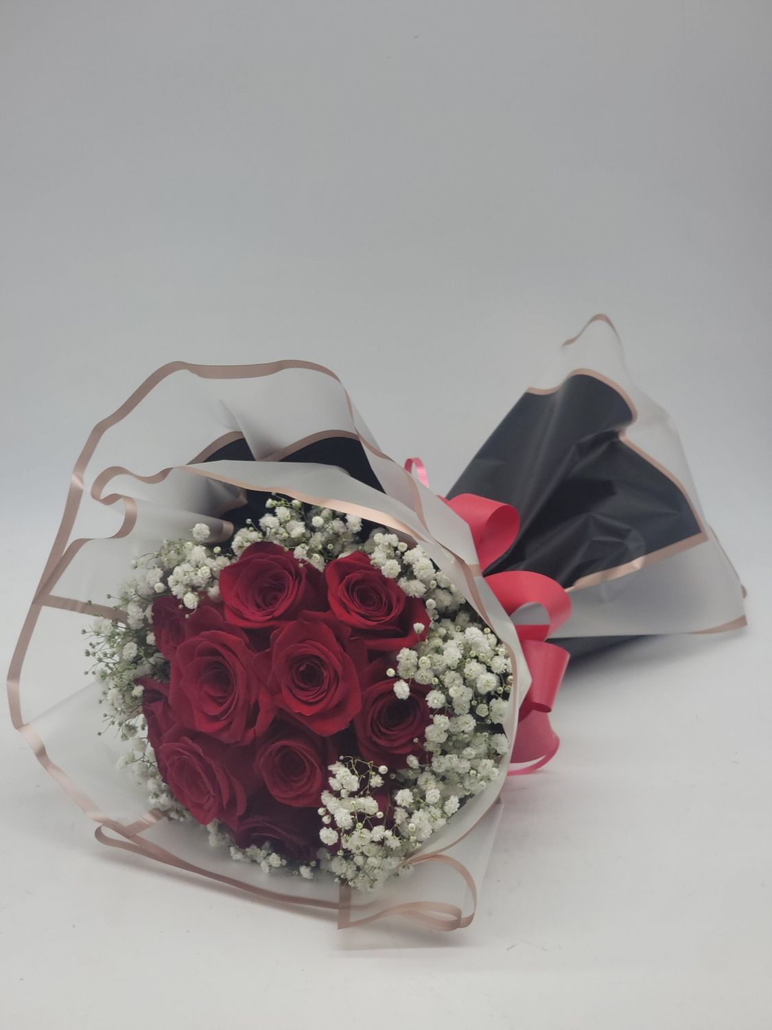  12 Roses in a wrap