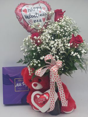 Valentine combo - 3 roses in a vase, chocolates, 12" Teddy, balloon