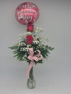 Valentine 2 roses in a vase with a ball