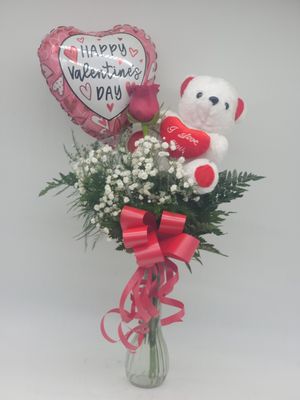 Valentine 1 rose in a vase, balloon, teddy