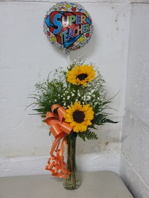 Sunflowers  2 in a vase with a balloon