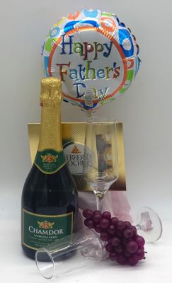 Non Alcolic Wine and chocolate combo 7