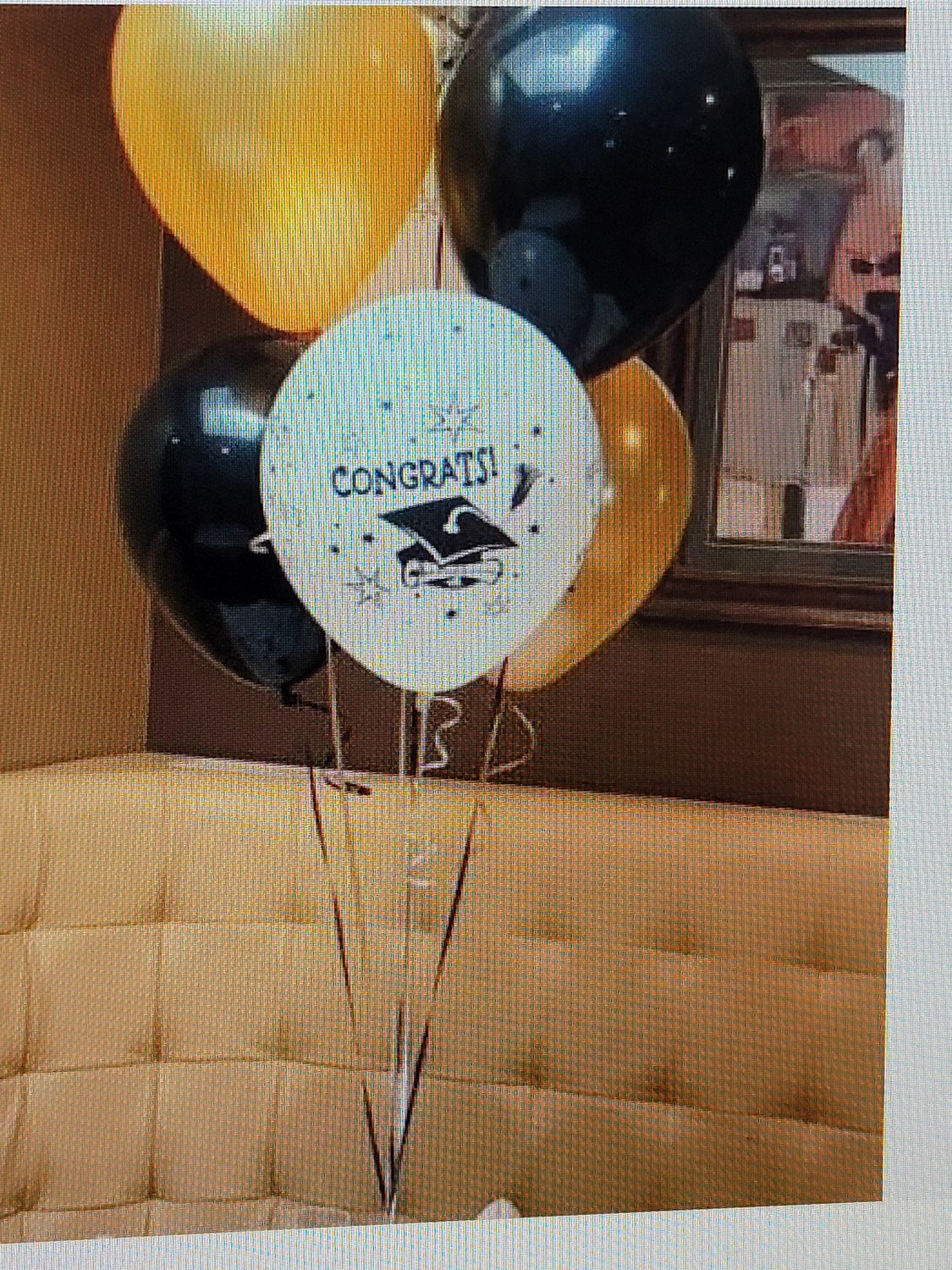 5 latex helium balloons