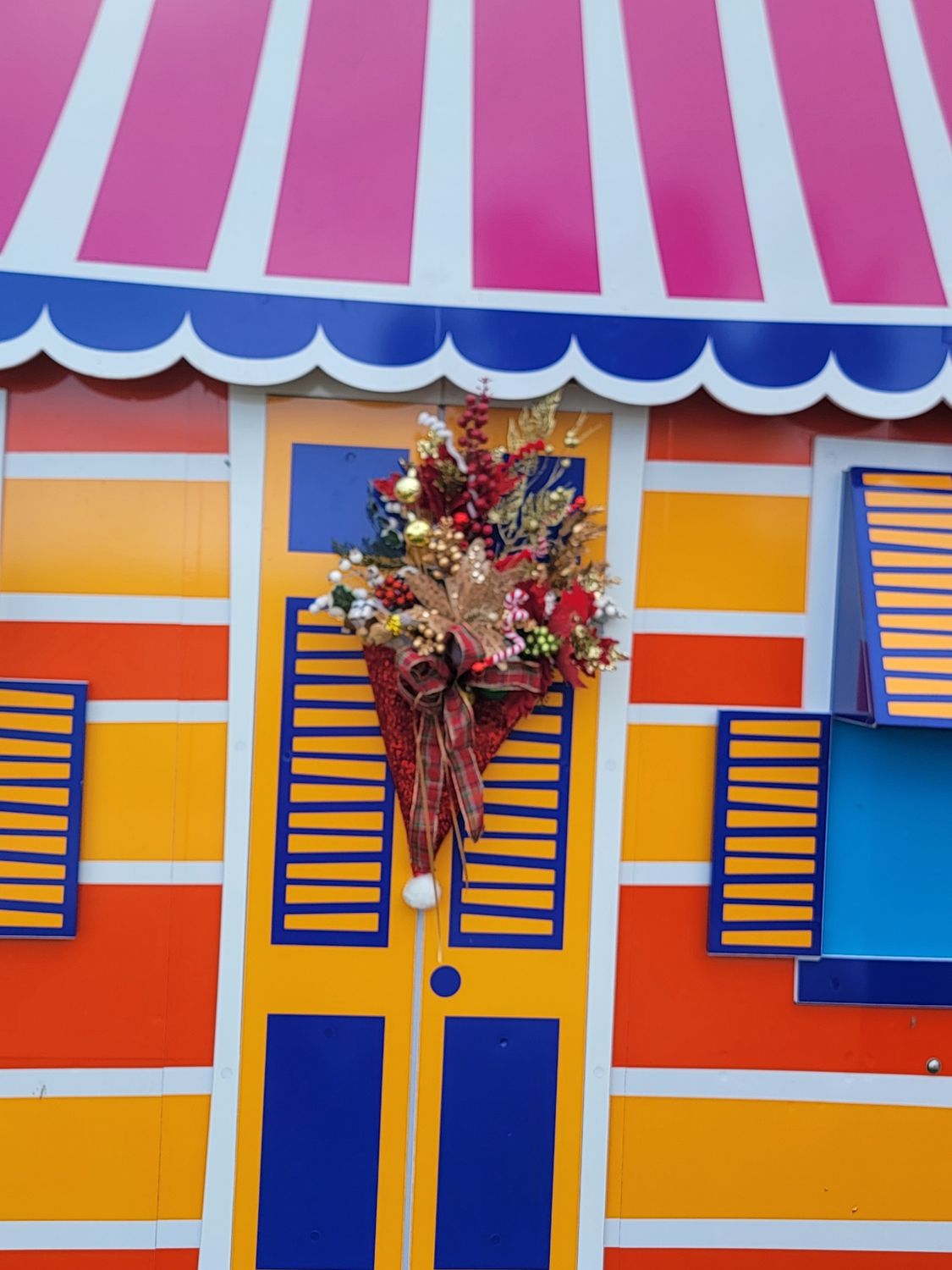 Christmas Door Hanger - Red Santa Hat