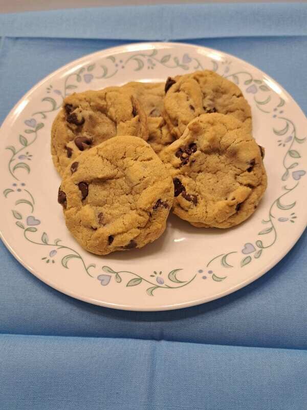 Chocolate Chip Cookies (12)