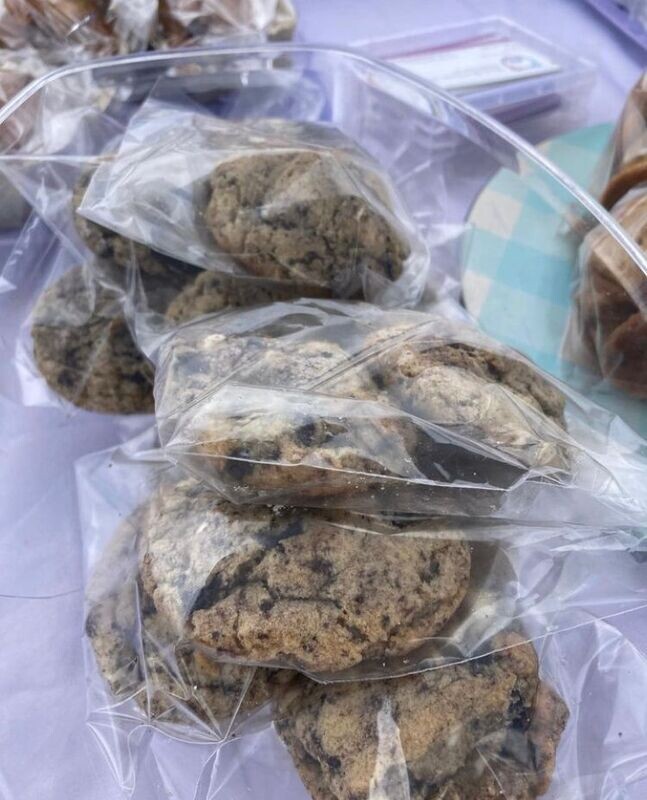 Cookies and Cream Cookie (12)