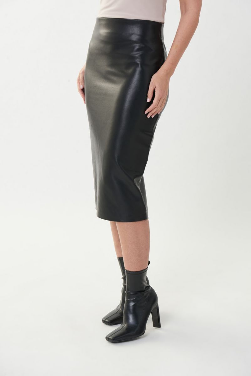 Faux-leather pencil skirt - Women