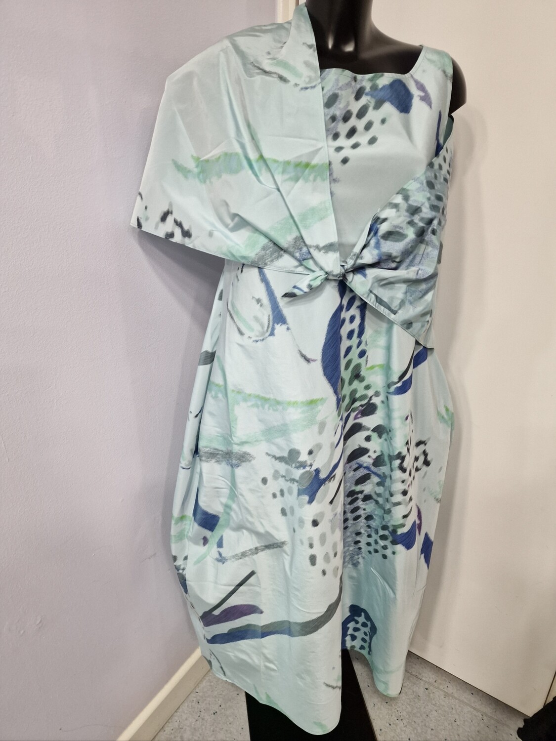 IGOR DRESS DRAMA