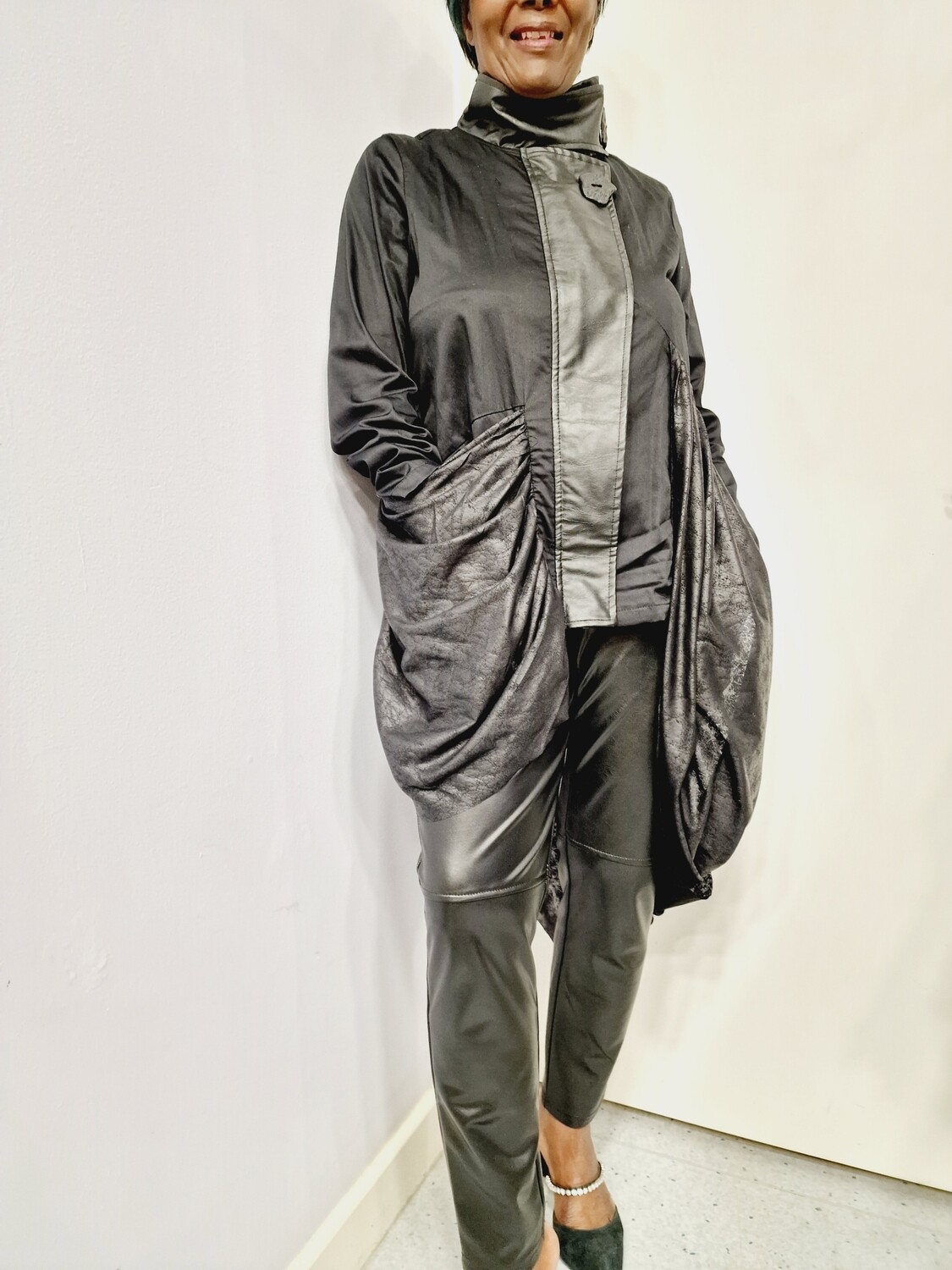 CARACLAN JACKET
